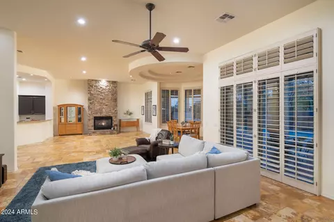 3825 E Tracker Trl, Phoenix, AZ 85050 photo 9