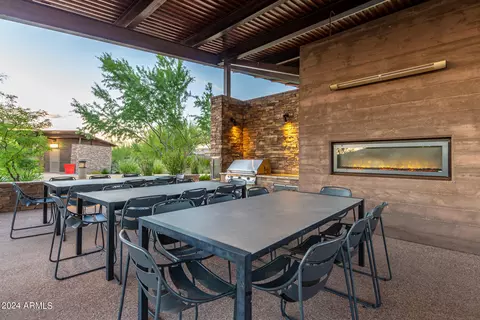 View/Area - 315 E Balao Dr, Phoenix, AZ 85085 photo 8 of 17