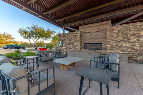 View/Area - 315 E Balao Dr, Phoenix, AZ 85085 photo 9 of 17