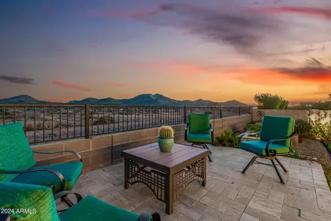 Exterior - 315 E Balao Dr, Phoenix, AZ 85085 photo 6 of 31