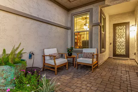 Exterior - 315 E Balao Dr, Phoenix, AZ 85085 photo 3 of 31