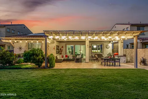 Exterior - 315 E Balao Dr, Phoenix, AZ 85085 photo 17 of 31