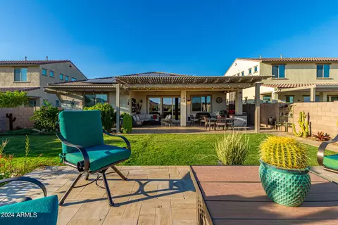 Exterior - 315 E Balao Dr, Phoenix, AZ 85085 photo 14 of 31