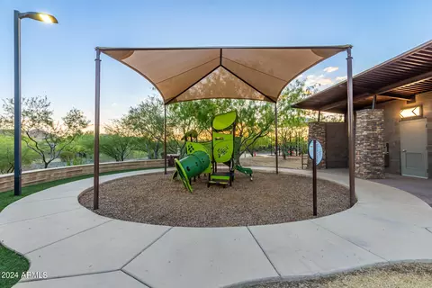 View/Area - 315 E Balao Dr, Phoenix, AZ 85085 photo 14 of 17