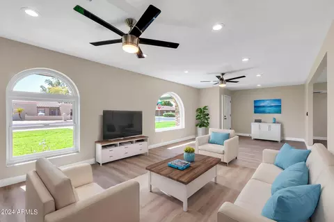 2428 E Kenwood Cir, Mesa, AZ 85213