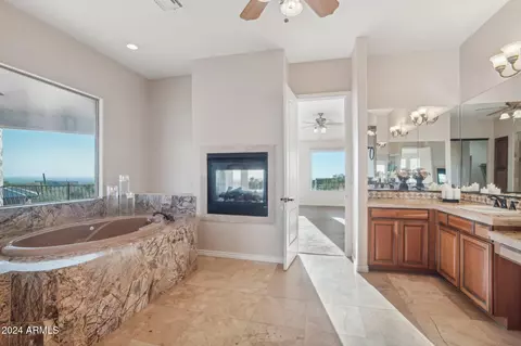 Bath - 8733 E Russell St, Mesa, AZ 85207 photo 4 of 11
