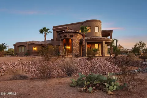 Exterior - 8733 E Russell St, Mesa, AZ 85207 photo 16 of 37