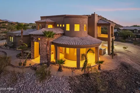Exterior - 8733 E Russell St, Mesa, AZ 85207 photo 14 of 37
