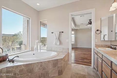 Bath - 8733 E Russell St, Mesa, AZ 85207 photo 5 of 11