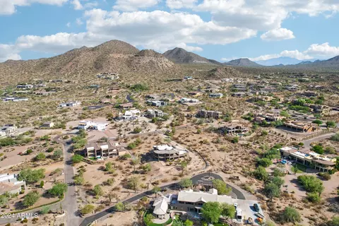 View/Area - 8733 E Russell St, Mesa, AZ 85207 photo 4 of 6