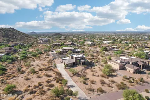 View/Area - 8733 E Russell St, Mesa, AZ 85207 photo 1 of 6
