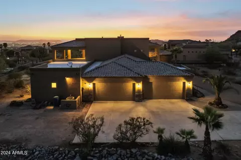 Exterior - 8733 E Russell St, Mesa, AZ 85207 photo 33 of 37