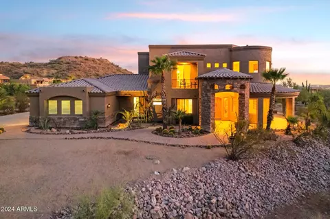 Exterior - 8733 E Russell St, Mesa, AZ 85207 photo 2 of 37