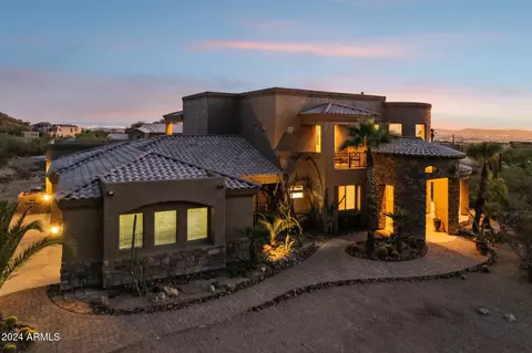 Exterior - 8733 E Russell St, Mesa, AZ 85207 photo 32 of 37