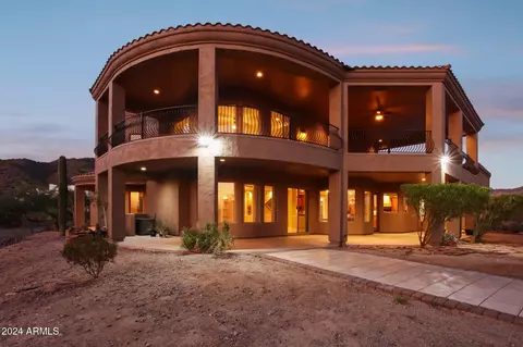 Exterior - 8733 E Russell St, Mesa, AZ 85207 photo 29 of 37