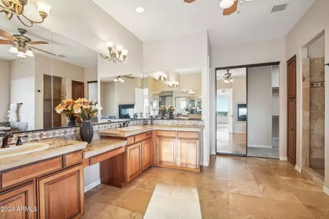 Bath - 8733 E Russell St, Mesa, AZ 85207 photo 6 of 11