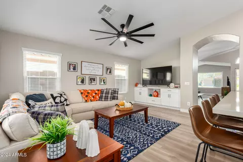 660 W Scott Ave, Gilbert, AZ 85233 photo 14