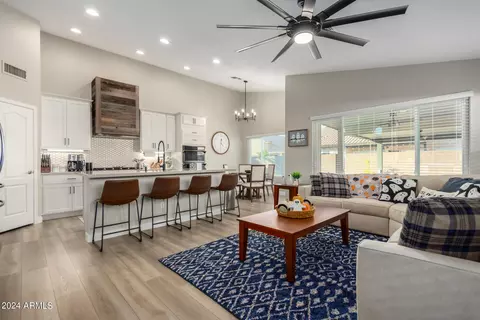 660 W Scott Ave, Gilbert, AZ 85233