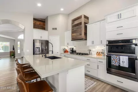 660 W Scott Ave, Gilbert, AZ 85233 photo 2