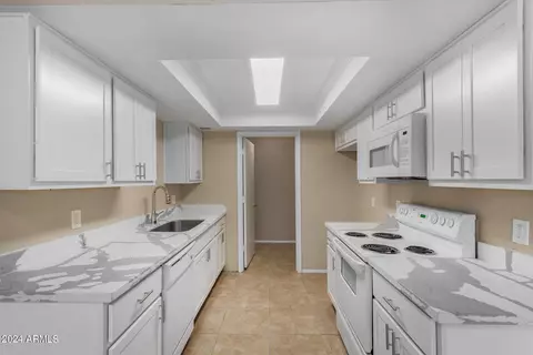 4241 N 69th Ln #1331, Phoenix, AZ 85033 photo 14