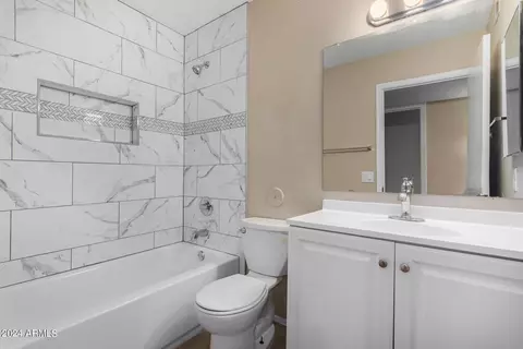 4241 N 69th Ln #1331, Phoenix, AZ 85033 photo 27