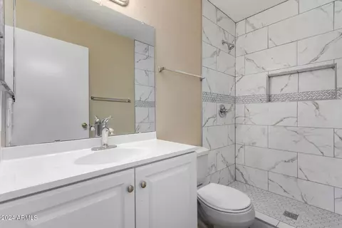 4241 N 69th Ln #1331, Phoenix, AZ 85033 photo 17