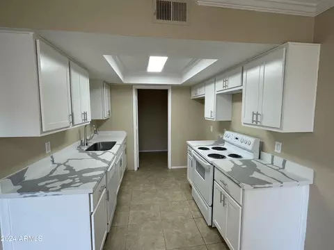 4241 N 69th Ln #1331, Phoenix, AZ 85033