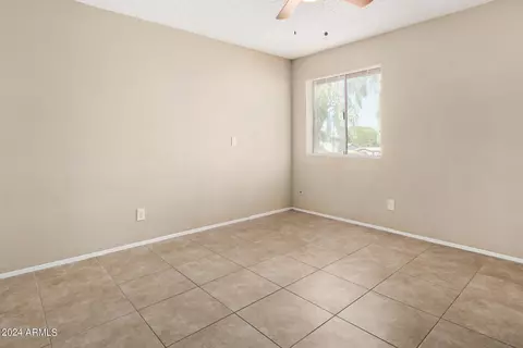 4241 N 69th Ln #1331, Phoenix, AZ 85033 photo 21