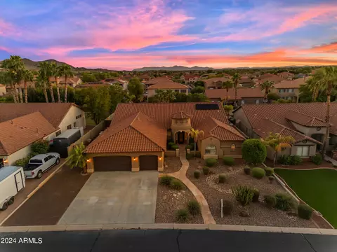 9555 W Running Deer Trl, Peoria, AZ 85383