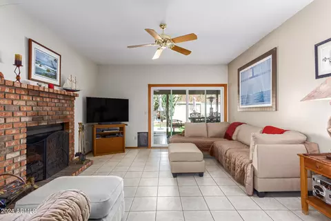 3920 E Tonto St, Phoenix, AZ 85044 photo 7