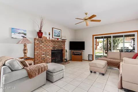 3920 E Tonto St, Phoenix, AZ 85044 photo 8