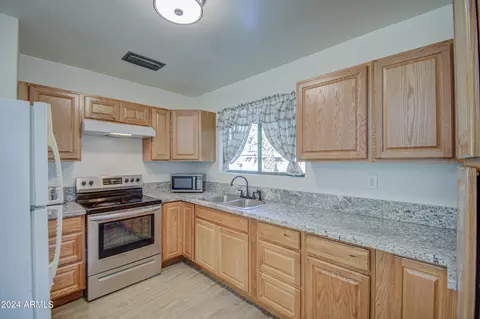 9627 N 7th Ave, Phoenix, AZ 85021 photo 13