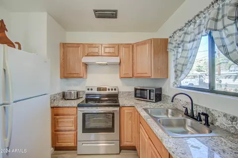 9627 N 7th Ave, Phoenix, AZ 85021 photo 14