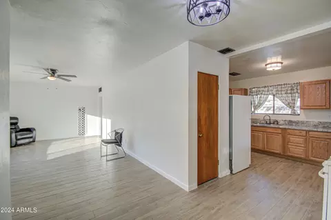 9627 N 7th Ave, Phoenix, AZ 85021 photo 10