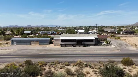 27280 S State Route 89 Hwy, Congress, AZ 85332