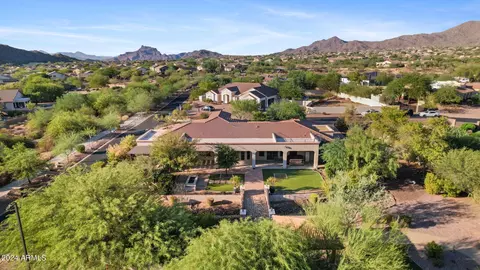 7617 E Presidio St, Mesa, AZ 85207 photo 3