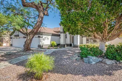 1503 S Cholla St, Gilbert, AZ 85233 photo 2