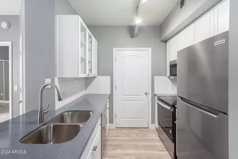 1701 E Colter St #336, Phoenix, AZ 85016 photo 7