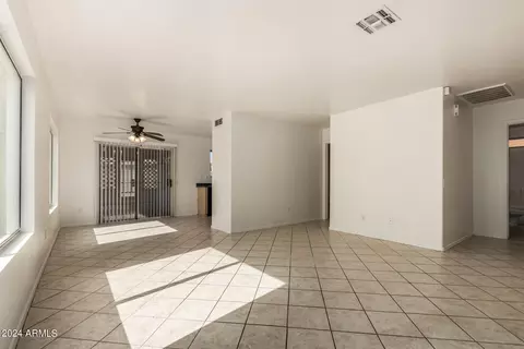 7722 W Lamar Rd, Glendale, AZ 85303 photo 7