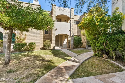 8225 N Central Ave #36, Phoenix, AZ 85020