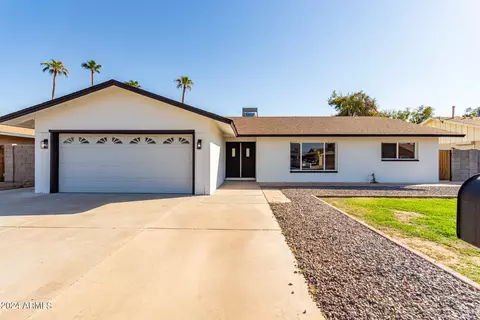 5233 W Acapulco Ln, Glendale, AZ 85306