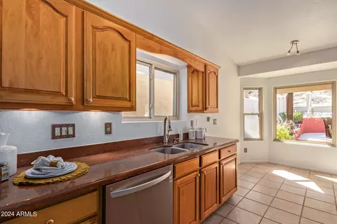1821 E Behrend Dr, Phoenix, AZ 85024 photo 16