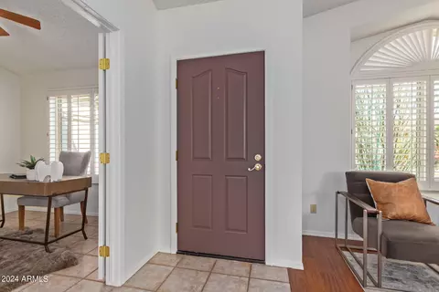 1821 E Behrend Dr, Phoenix, AZ 85024 photo 6