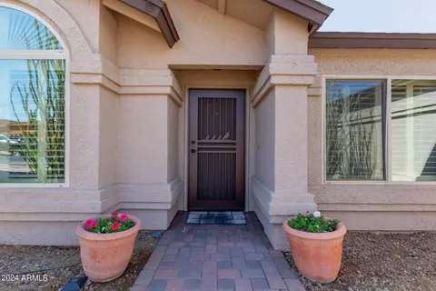1821 E Behrend Dr, Phoenix, AZ 85024 photo 5
