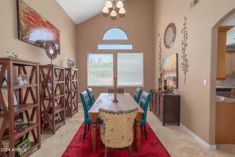Dining - 753 E Mountain Sky Ave, Phoenix, AZ 85048 photo 2 of 4
