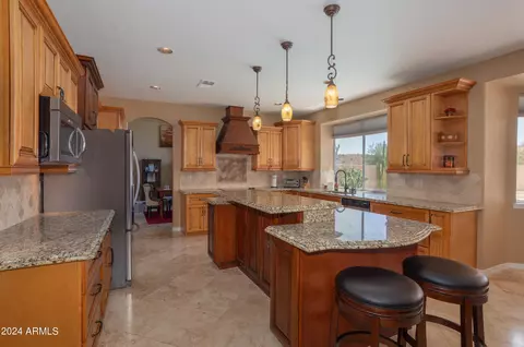 Kitchen - 753 E Mountain Sky Ave, Phoenix, AZ 85048 photo 6 of 6