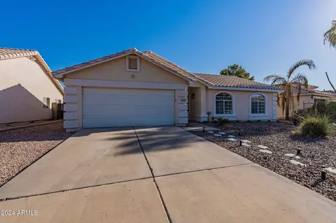 2254 E San Tan Dr, Gilbert, AZ 85296 photo 2