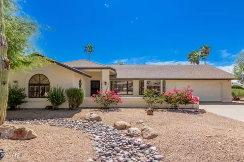 12407 W Foxfire Dr, Sun City West, AZ 85375