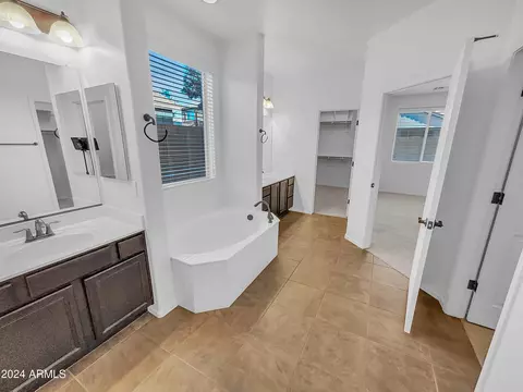 2199 E Gillcrest Rd, Gilbert, AZ 85298 photo 23