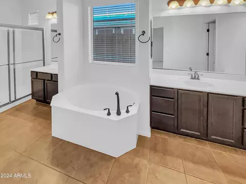 2199 E Gillcrest Rd, Gilbert, AZ 85298 photo 21